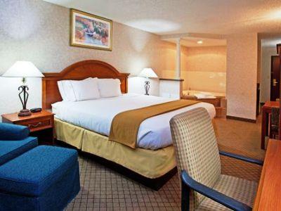 Hotel Express Grove - Premium Outlet Mall By Ihg 3*