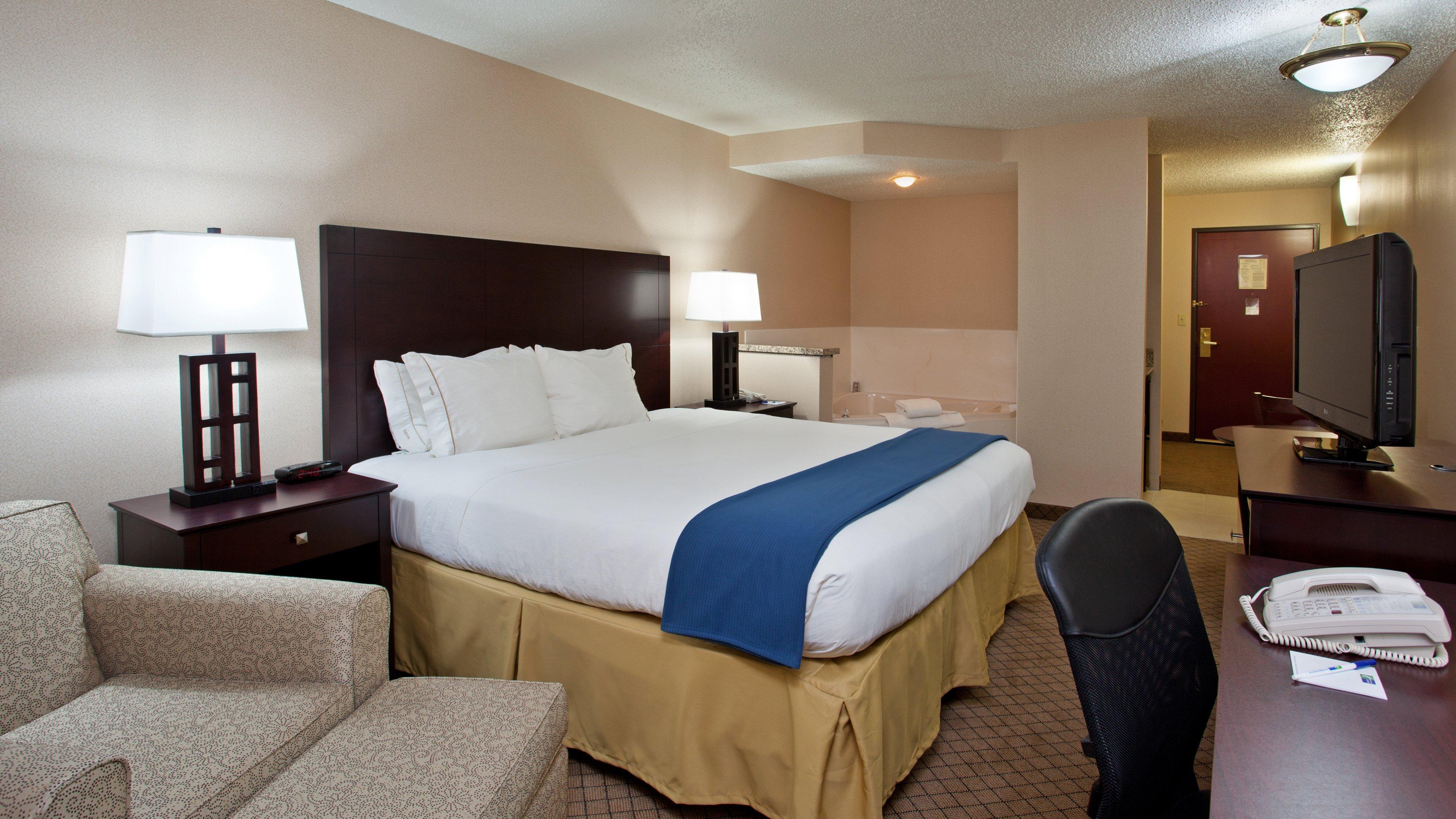 Express Grove - Premium Outlet Mall By Ihg Grove City