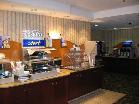 Hotel Express Grove - Premium Outlet Mall By Ihg Grove City
